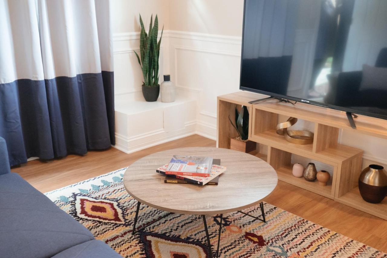 Cozy & Stylish 2Br Apt Near O'Hare Int'L Airport - Central Cozy Dunning Bagian luar foto