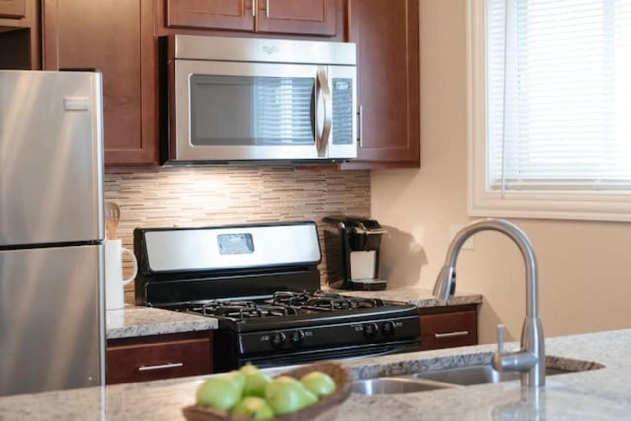 Cozy & Stylish 2Br Apt Near O'Hare Int'L Airport - Central Cozy Dunning Bagian luar foto